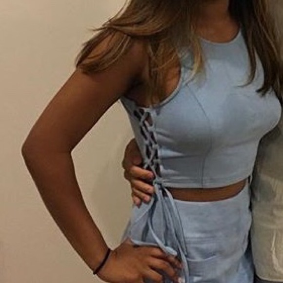 Two piece set - Picture 4 of 4